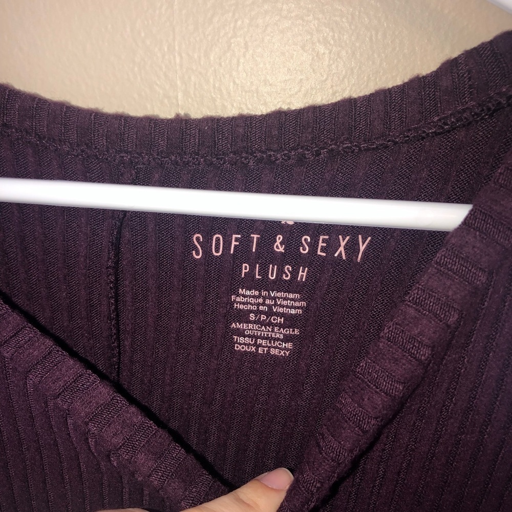 NWT American Eagle Maroon Soft and Sexy Plush Dress - Picture 5 of 9
